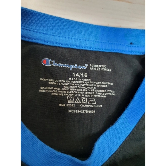 Boy's Champion, Sports Short Sleeve T-Shirt, Size 14/16, Black Blue & Green - Picture 6 of 10